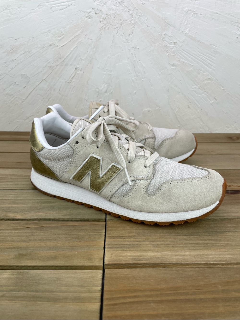 Women’s J.Crew x New Balance 520 Sneakers